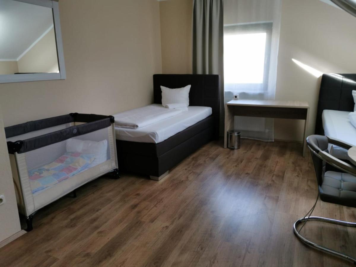 Hotel-Residenz Oberurseler Hof Экстерьер фото